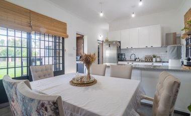 Arroyo Leyes, Impecable Casa de 3 Dormitorios