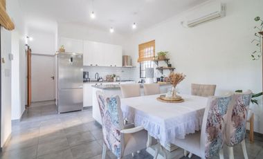 Arroyo Leyes, Impecable Casa de 3 Dormitorios