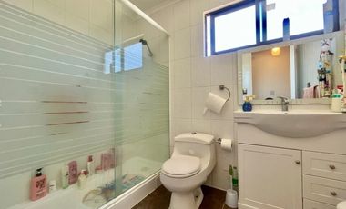 CASA MEDITERRÁNEA 360 M² EN 5.000 M², COND TIERRA BUENA