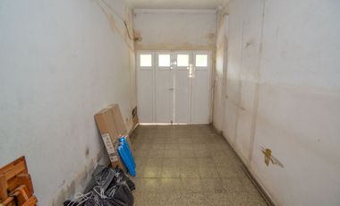 Casa espaciosa sobre Bv Pellgrini!