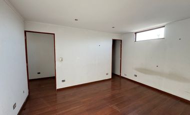 CASA 3D 2B CALLE UNO 1530 GUILLERMO CONQUISTADOR LA FLORIDA