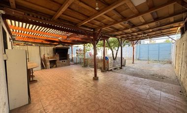 CASA 3D 2B CALLE UNO 1530 GUILLERMO CONQUISTADOR LA FLORIDA