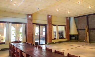 CASA 3 dormitorios con jardín en RECONQUISTA (Sta
