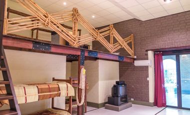 CASA 3 dormitorios con jardín en RECONQUISTA (Sta