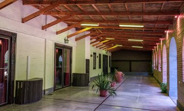 CASA 3 dormitorios con jardín en RECONQUISTA (Sta