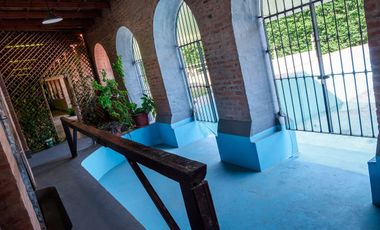 CASA 3 dormitorios con jardín en RECONQUISTA (Sta