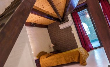 CASA 3 dormitorios con jardín en RECONQUISTA (Sta