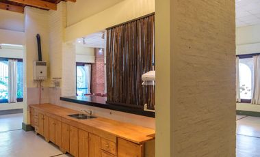 CASA 3 dormitorios con jardín en RECONQUISTA (Sta