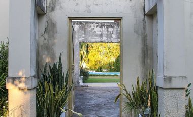 SE VENDE QUINCHO EN CLUB DE CAMPO LA RURAL RQTA.