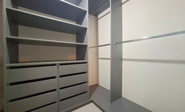 Av. Las Condes 10800 (1 Est /1 Bod) [3167-6]