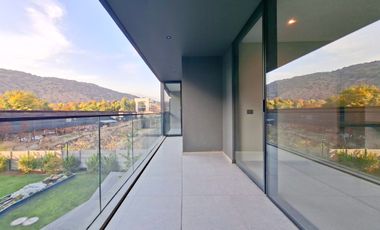 Av. Las Condes 10800 (1 Est /1 Bod) [3167-6]
