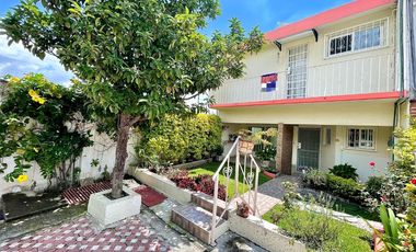 *CASA  EN COND. JANITZIO CON SEGURIDAD, A 10 MIN DEL CENTRO DE CUERNAVACA Y A 2 MIN DE LA DESV. DE LA AUT *