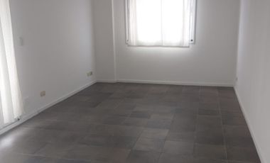 Departamento en alquiler en Tigre Centro