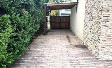 Casa en alquiler en Altos de Hudson II