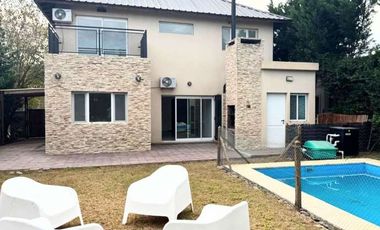Casa en alquiler en Altos de Hudson II