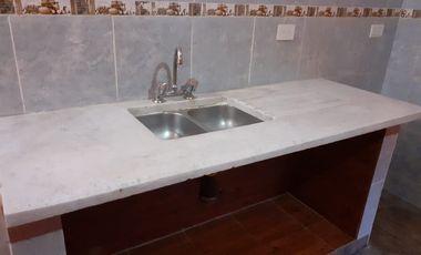 Departamento en alquiler en Isidro Casanova