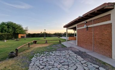 VENTA CASA QUINTA AMOBLADA EN ALBARDON