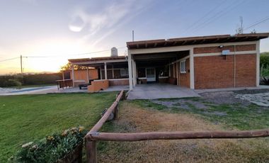 VENTA CASA QUINTA AMOBLADA EN ALBARDON
