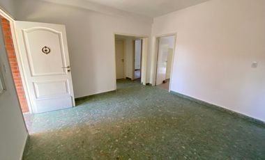 VENTA CASA 3 AMB EN BARRIO LA PERLA TEMPERLEY