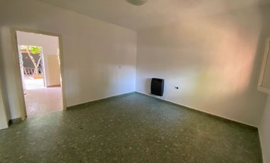 VENTA CASA 3 AMB EN BARRIO LA PERLA TEMPERLEY