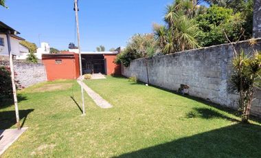 Venta Casa Lanús 3 ambientes Jardín  Parrilla Qcho