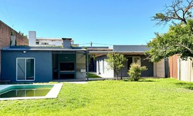 Casa 4 Amb. Reciclada - S.A de Areco-Apto crédito