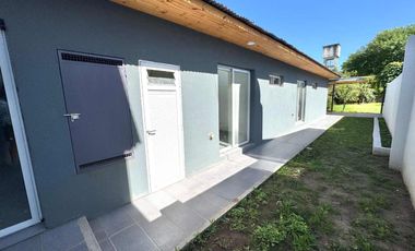 Casa 4 Amb. Reciclada - S.A de Areco-Apto crédito