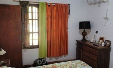 CASA EN VENTA, PILETA, OLIVEROS