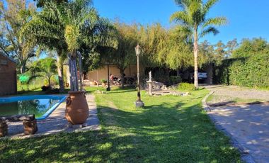 CASA EN VENTA, PILETA, OLIVEROS