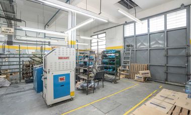 VENTA GALPON - DEPOSITO EN PARQUE AVELLANEDA