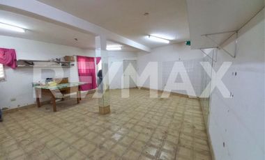 VENTA SALON COMERCIAL CON CASA Y GALPON NEUQUEN