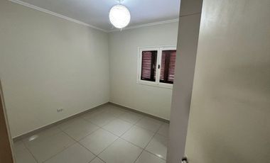 Dúplex con cochera en venta – Zazpe y Cruz Roja