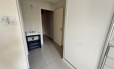 Dúplex con cochera en venta – Zazpe y Cruz Roja