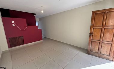 Dúplex con cochera en venta – Zazpe y Cruz Roja