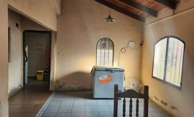 AMPLIA CASA INTERNA A REFACCION EN GUADALUPE.