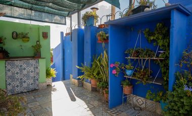 VENTA PLANTA ALTA DE 2 DORMITORIOS SOBRE AVENIDA