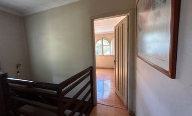 AMPLIA CASA EN VENTA EN EL SECTOR DE ÑUÑOA