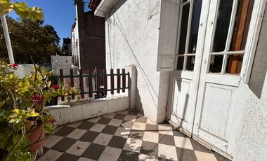 AMPLIA CASA EN VENTA EN EL SECTOR DE ÑUÑOA