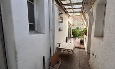 AMPLIA CASA EN VENTA EN EL SECTOR DE ÑUÑOA