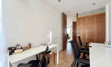 Oficina en Arriendo en Isidora Goyenechea - Plaza Perú