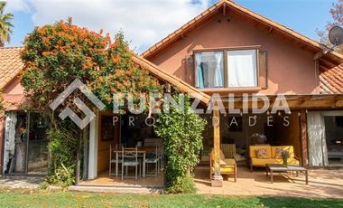 Casa en Arriendo en El Roble, Ave El Carmen, Av Pedro Fontova