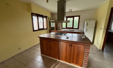 CASA EN VENTA CITY BELL