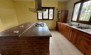 CASA EN VENTA CITY BELL