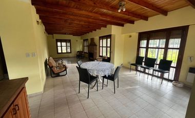 CASA EN VENTA CITY BELL