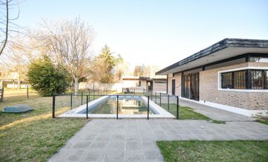 CASA EN VENTA CITY BELL