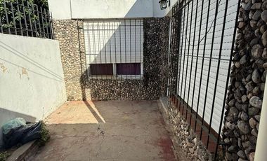 Casa interna a la venta en Pavon 1844