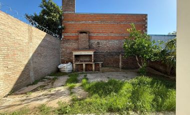 Casa interna a la venta en Pavon 1844