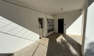 Casa interna a la venta en Pavon 1844