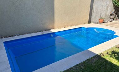 CASA 6 AMBIENTES 280m² PILETA+QUINCHO MARIA SELVA