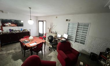 CASA 6 AMBIENTES 280m² PILETA+QUINCHO MARIA SELVA